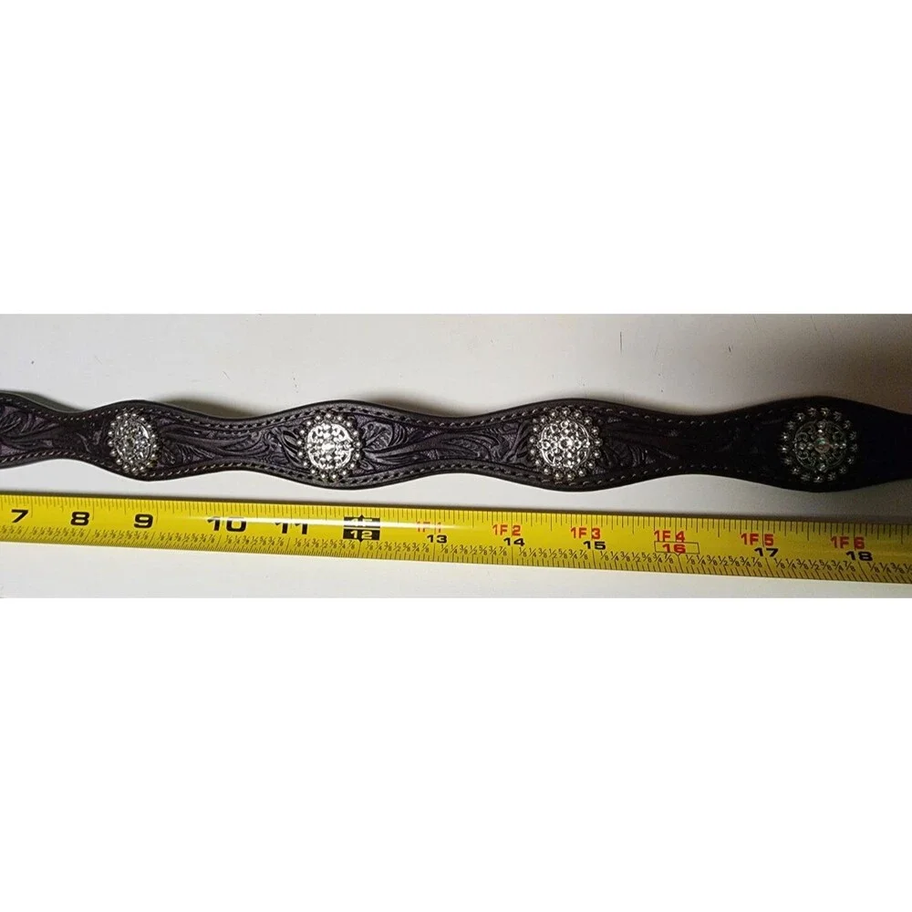 Ariat Scalloped Bling Concho Girls Belt Size 22